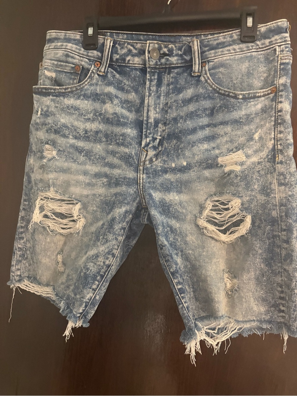 Bundle 3 for $15.American Eagle Outfitters Distressed Acid-Wash Blue Denim Short - Picture 2 of 11